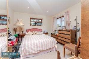 Bedroom- click for photo gallery